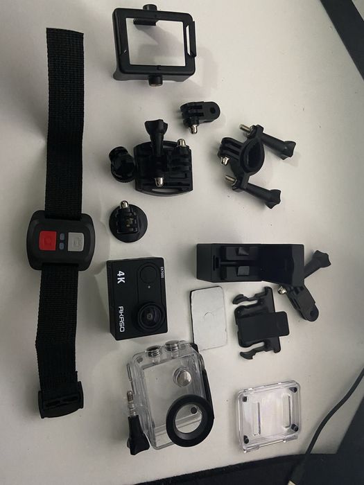 Vand camera akaso impecabila cu suport