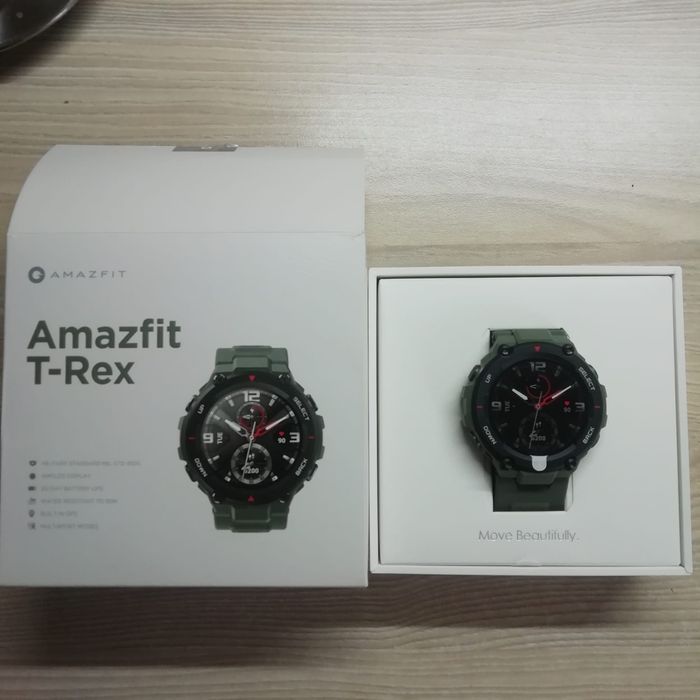 "Умные " часы Amazfit T-Rex