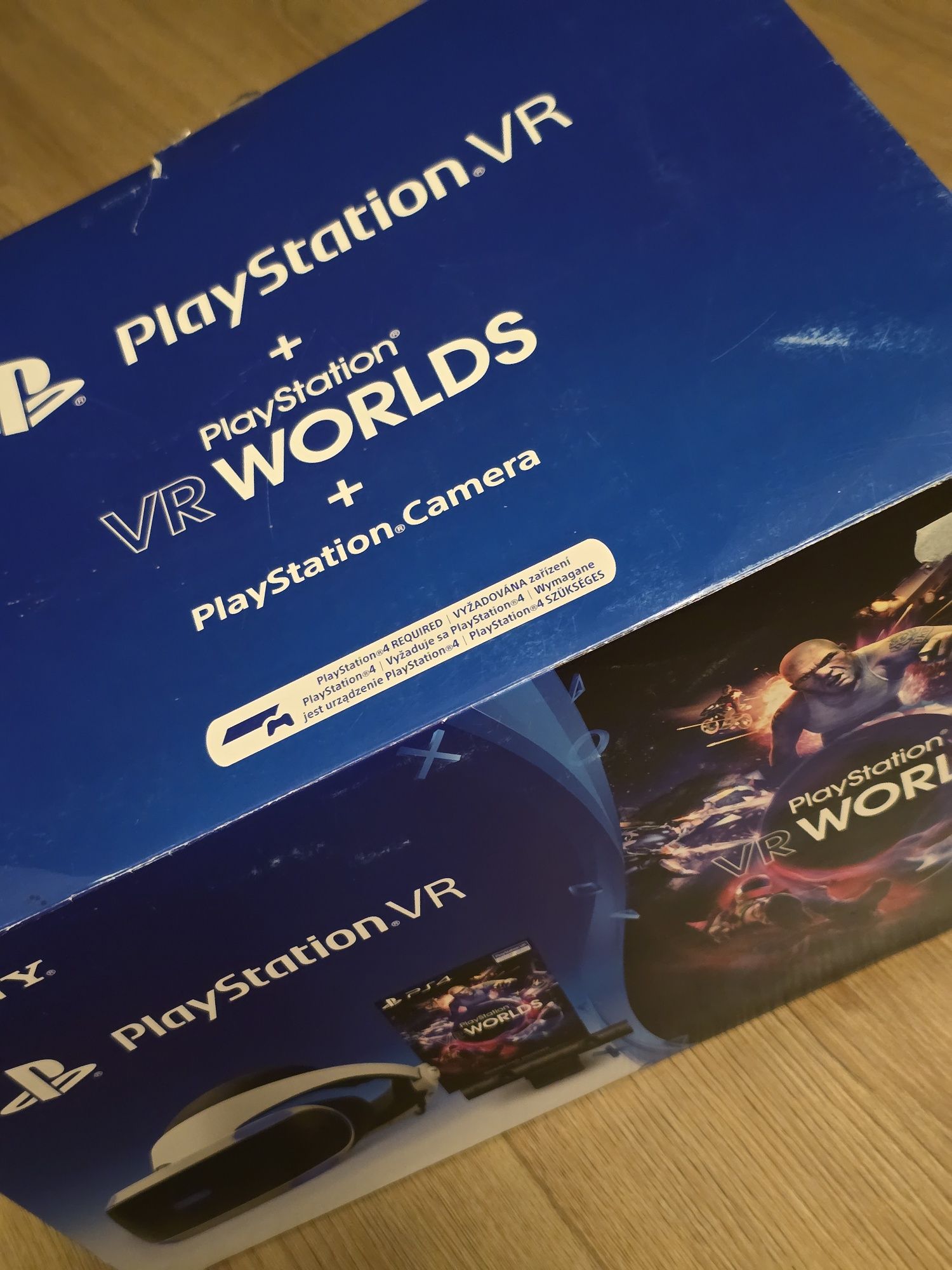 VR PS4 с включена игра