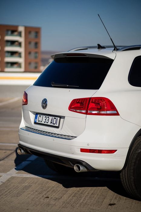 VW Touareg R-Line/CarPlay/360°/ACC/WEBASTO/ Panoramic/Keyless, Perne