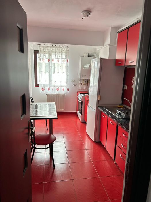 PROPRIETAR ÎNCHIRIEZ :2 camere,zona Militari Residence