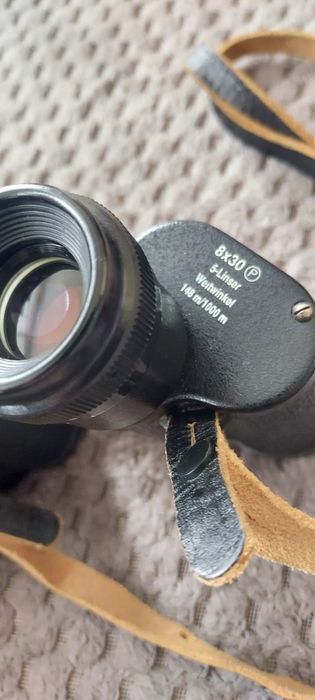 Carl Zeiss Jena 8x30 и  Bresser Carat 8x30.