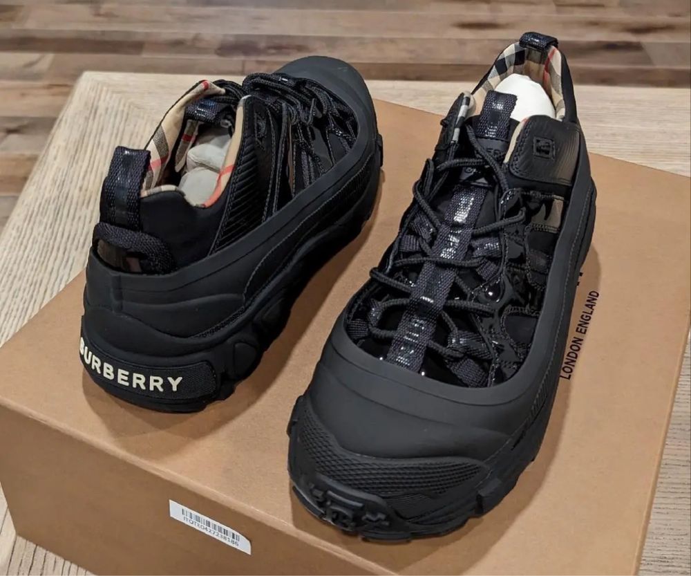 Burberry Arthur дамски обувки