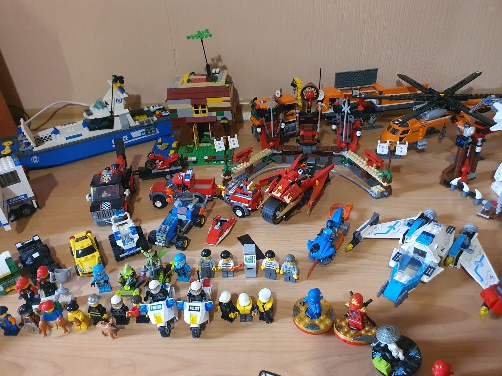 Уникална мега LEGO колекция