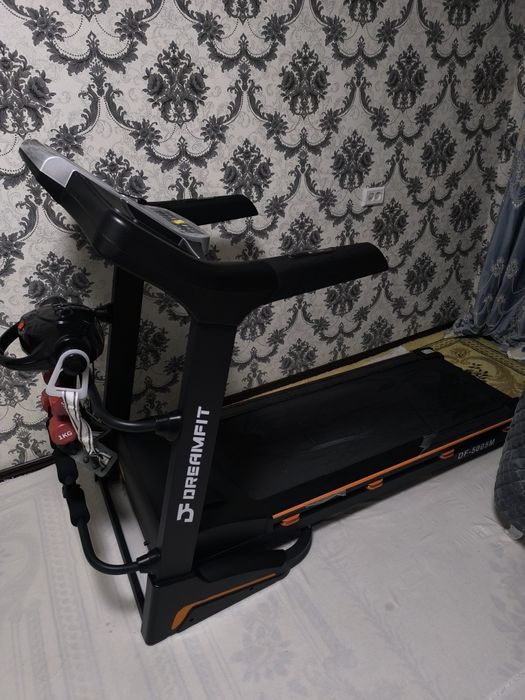 Беговая дорожка для дома или фитнес зал