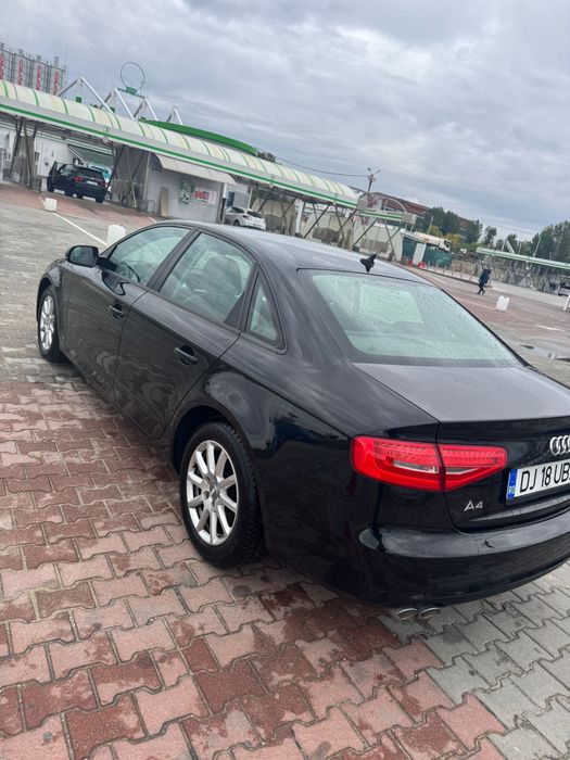 Vând Audi a4 2015
