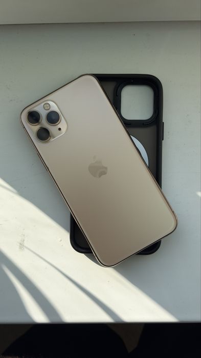 Айфон 11 про голд