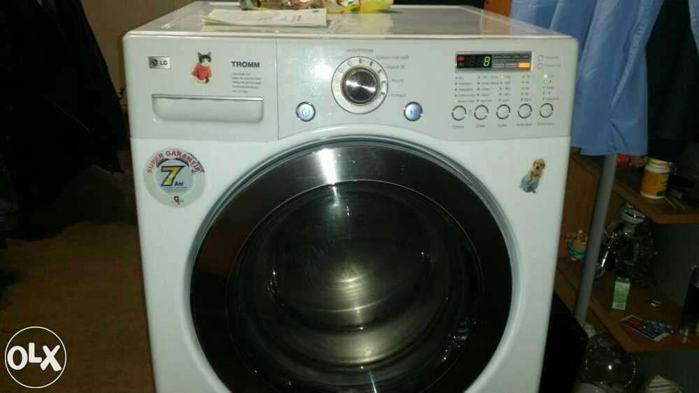 Reparații mașini de spălat rufe, vase, electrocasnice.