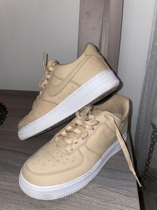Vând Nike AirForce 1