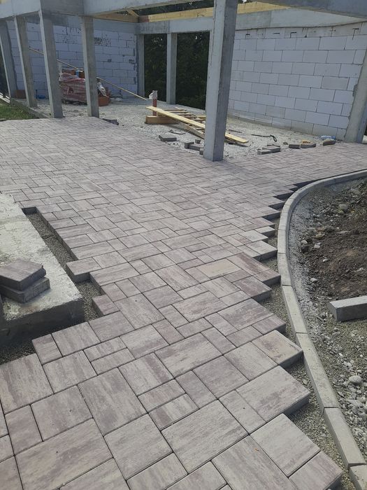 Montaj pavaj, excavatii, amenajari