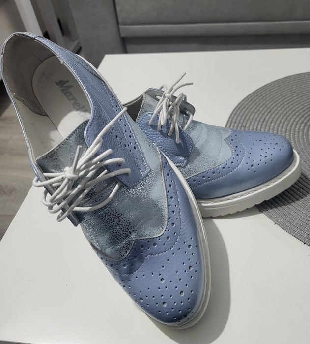 Pantofi piele noi marimea 40