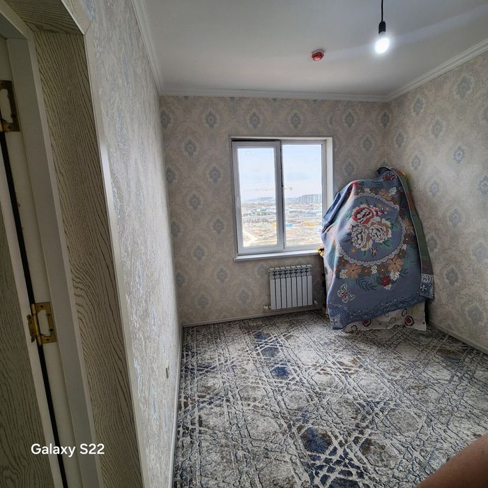 Uy sotiladi 68,7m/kv