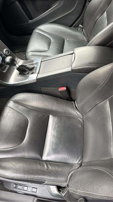 Volvo V60 Summum 2.0 D3 cinci cilindrii, euro 5
