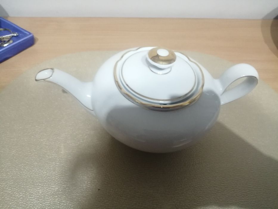 Порцеланов чайник  на Бавария