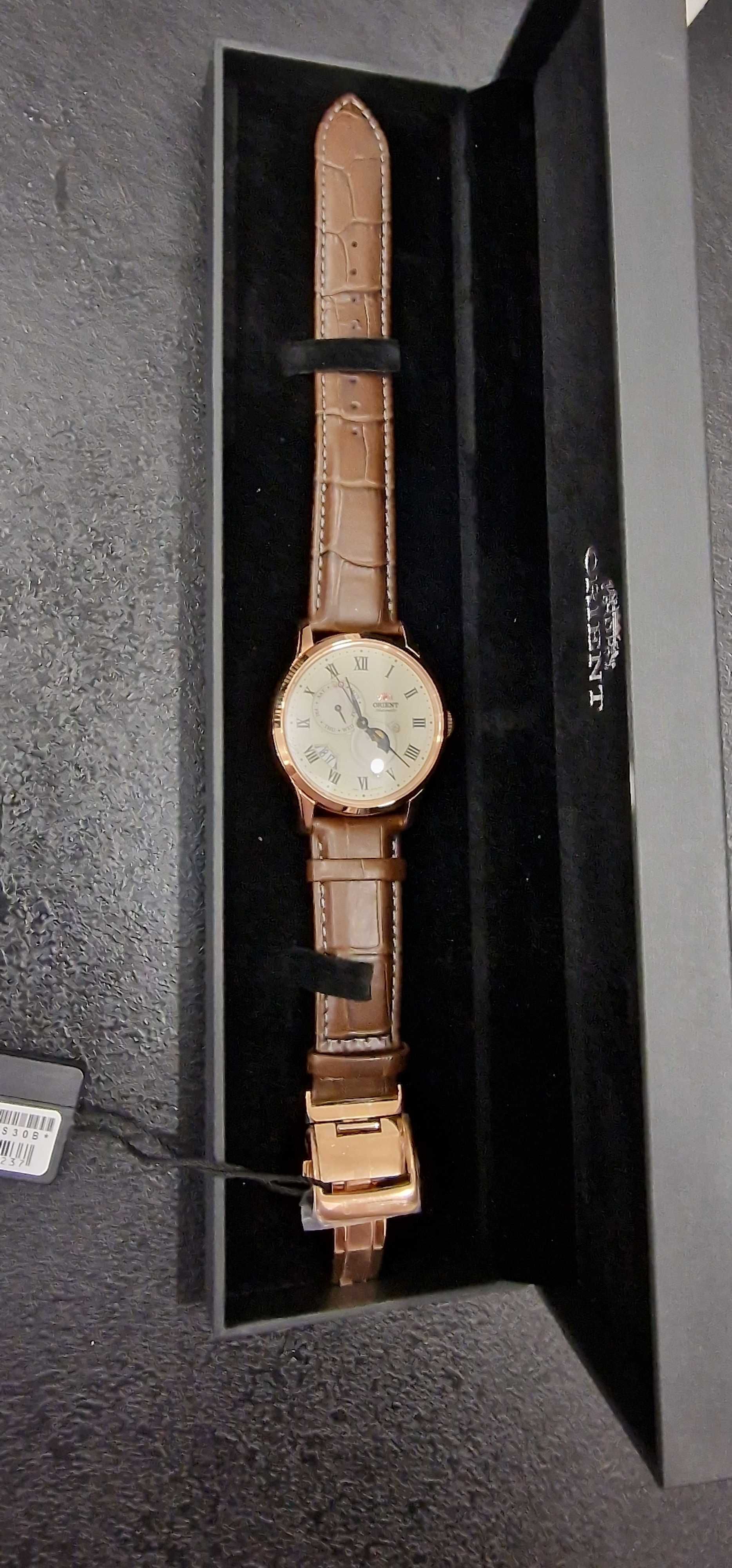 Ceas barbatesc Orient Sun and Moon Automatic RA-AK0007S30B