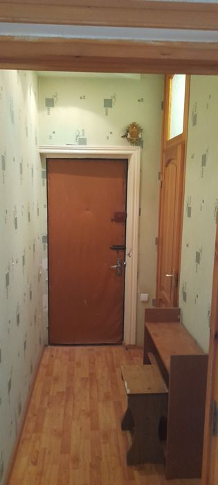 СРОЧНО продаётся 2-х комнатная квартира в м-в Феруза Мирзо Улугбекском