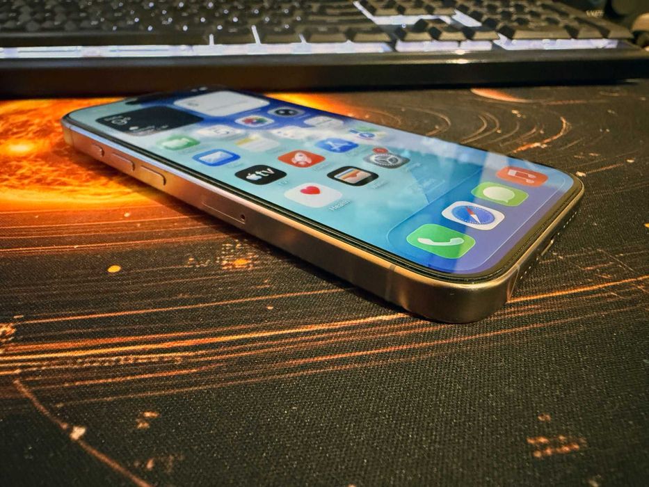 iPhone 15 Pro 512 GB Natural Titanium