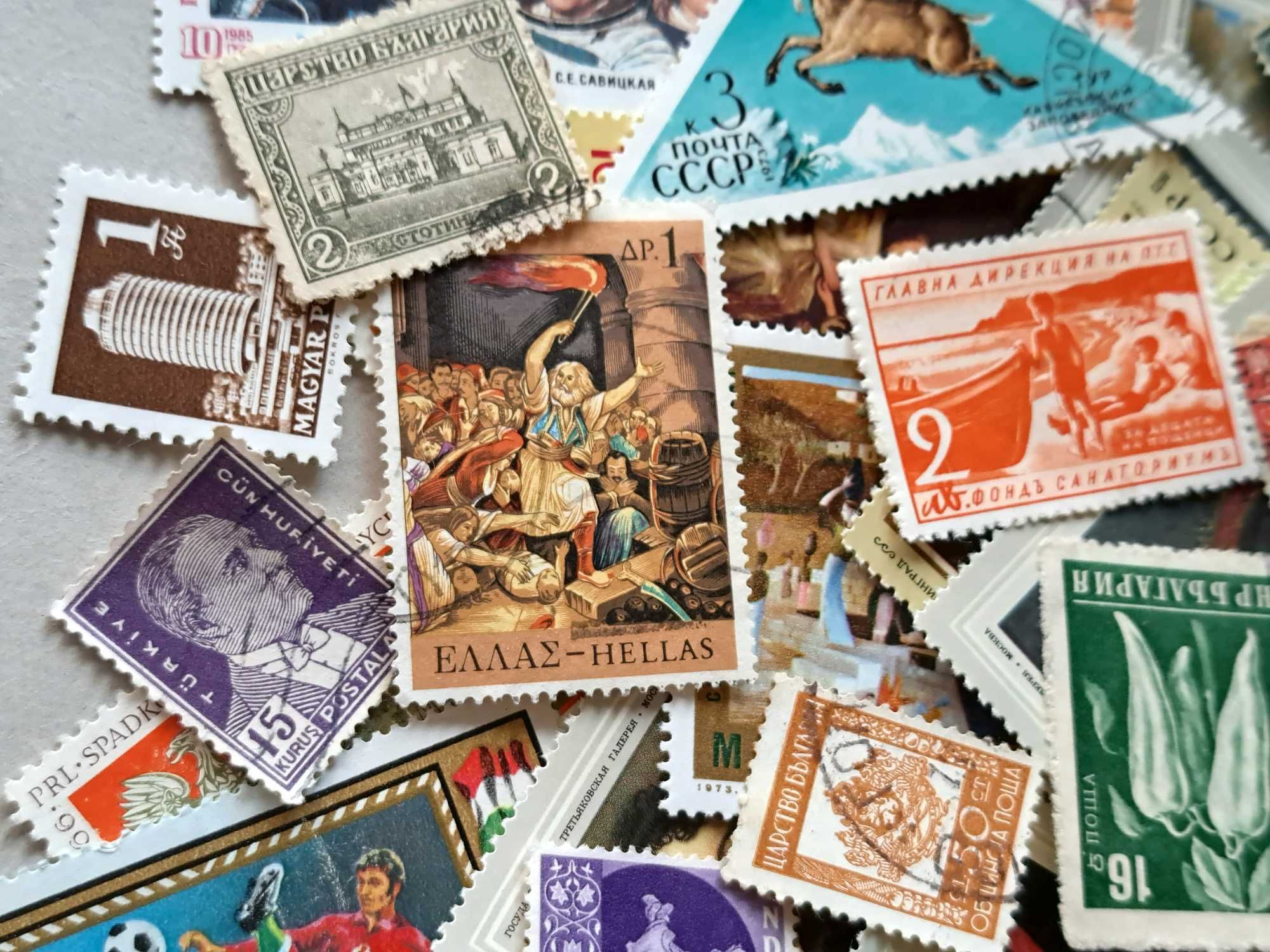 Лот различни пощенски марки над 200 бр., от 19 - 20 век