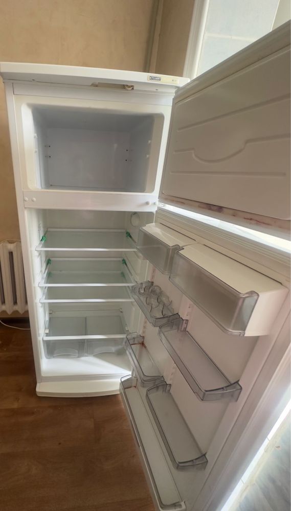 Продам холодильник в хорошем состоянии!