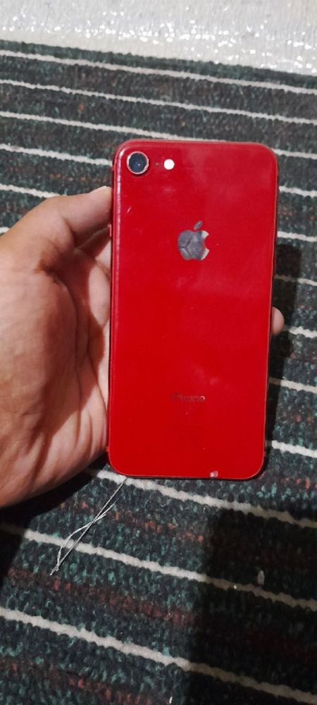 Iphone 8 64 hotira 100 yomkost