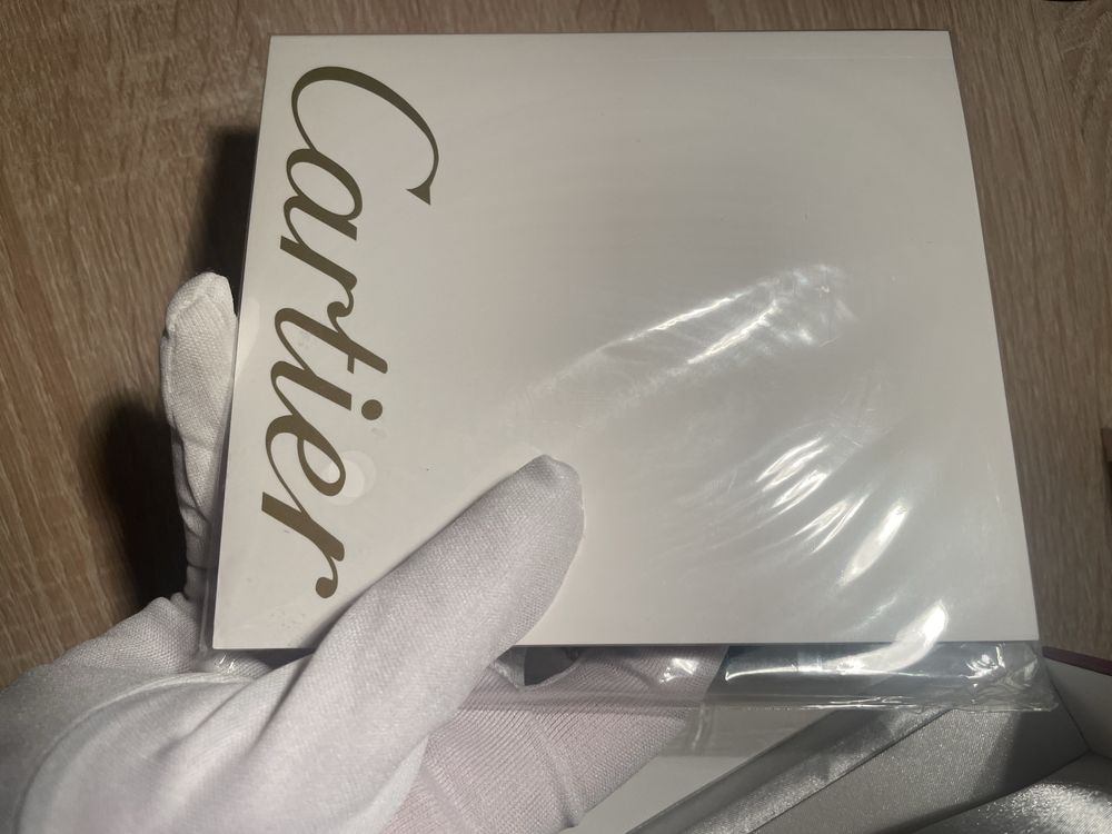 Часовник Cartier