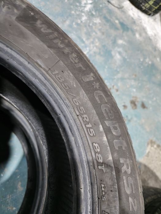 2x 185/65/15 M+S HANKOOK 5MM 2021 Stare impecabila