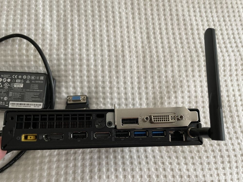 Lenovo ThinkCentre M920x Tiny