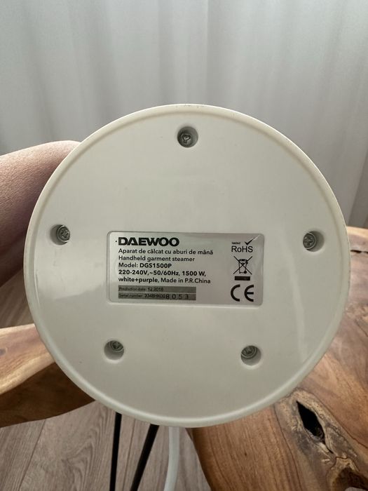 Aparat de calcat cu abur Daewoo