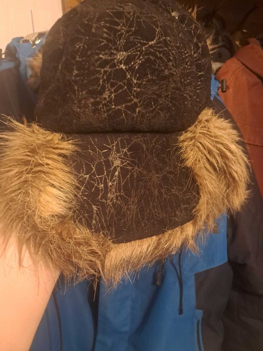 Продам зимнию мужскую шапку размер 58