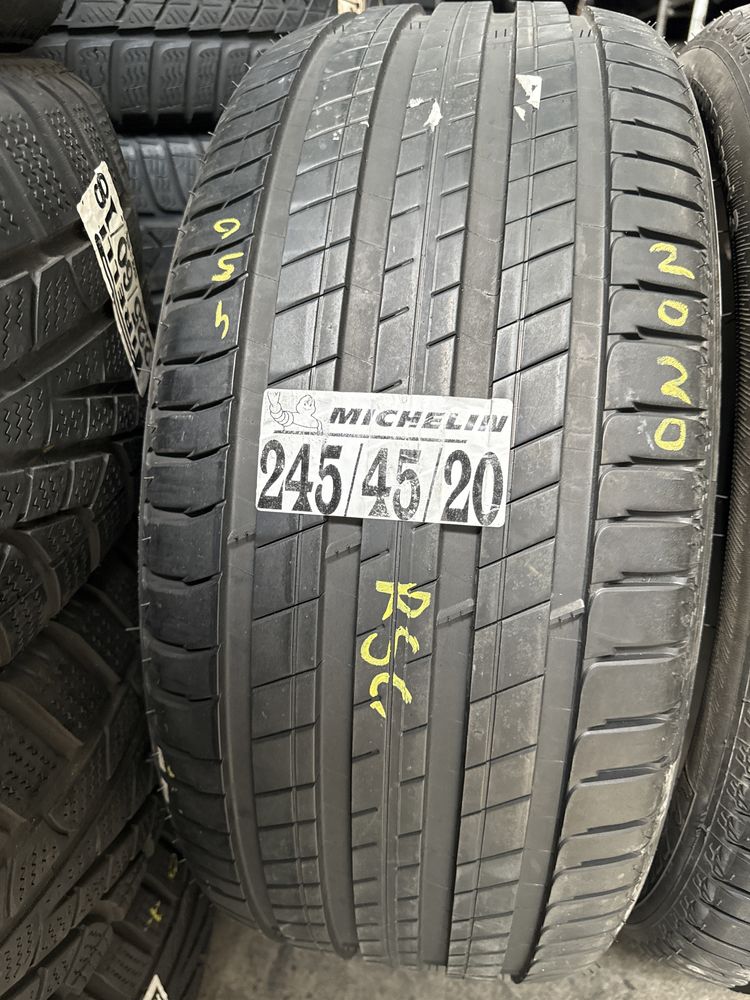 245/45/20 Michelin RSC
