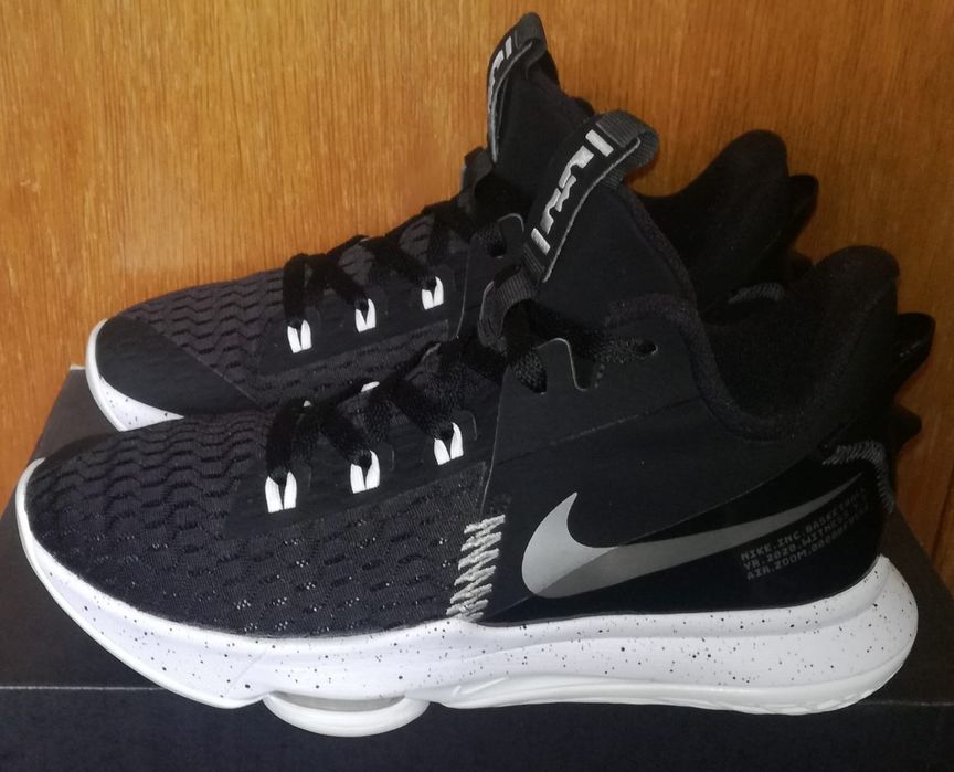 Adidas Nike Basket
