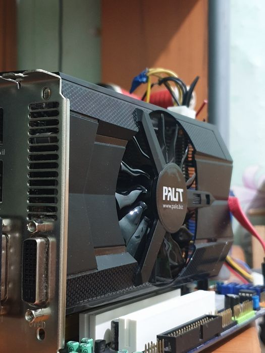 Продам видеокарту