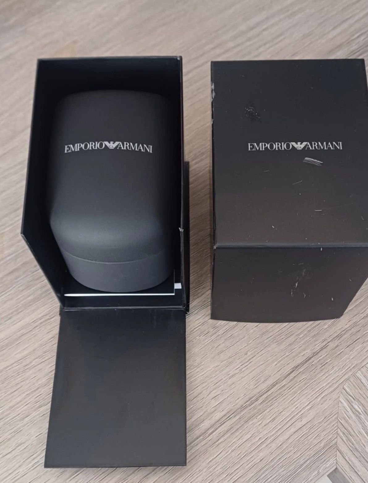 Ceas Emporio Armani AR0181 251500

Conditie 10/10