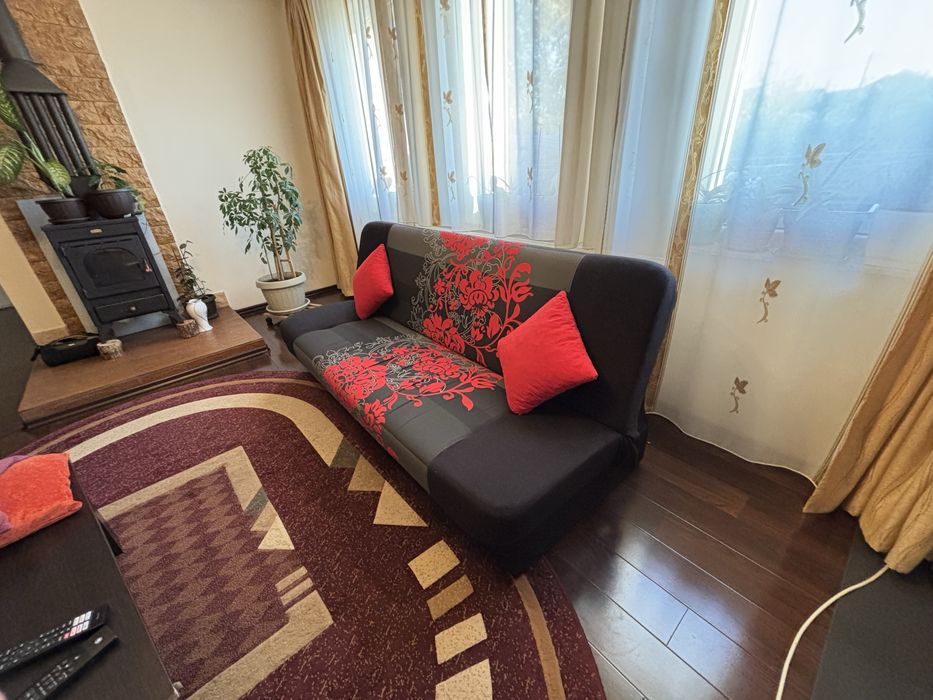 Vand canapea extensibila 3 locuri
