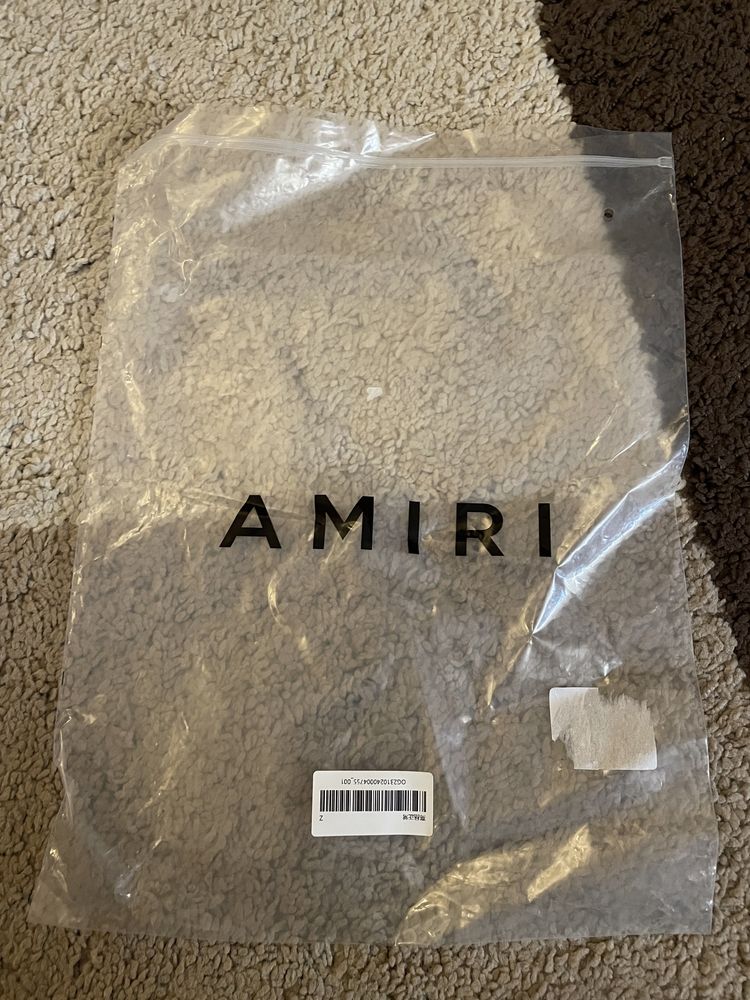 Vând Tricou Amiri