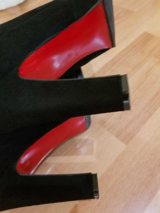 Сапоги из натуральной замши пр-во Турция. Размер 40.