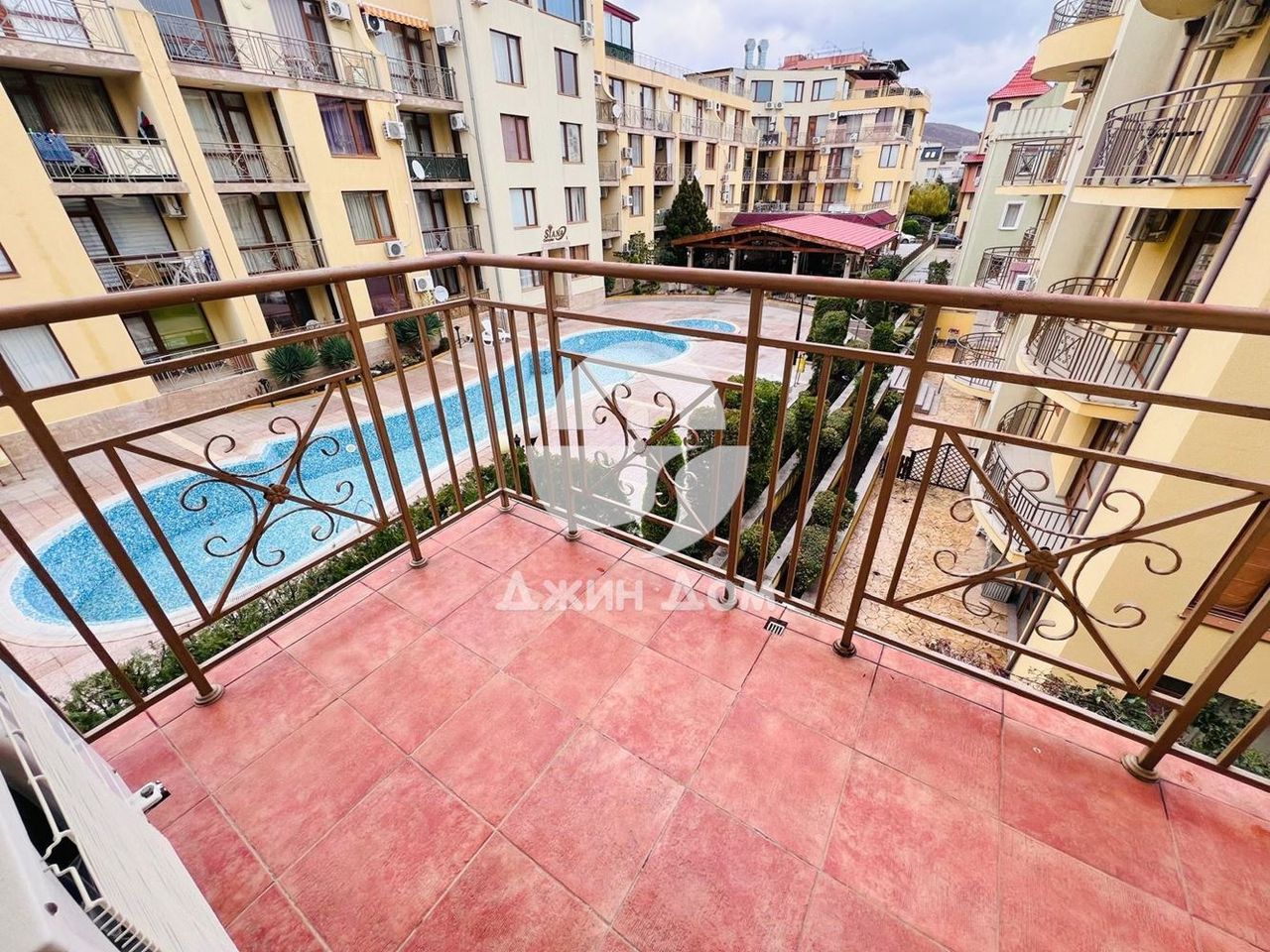 Продава се Двустаен апартамент в Свети Влас - 69 кв.м за 1116 €/кв.м - Снимка #7