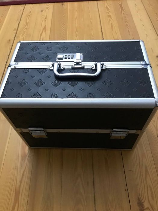 Чемодан для визажиста. Маникюр.  Педикюр И тд