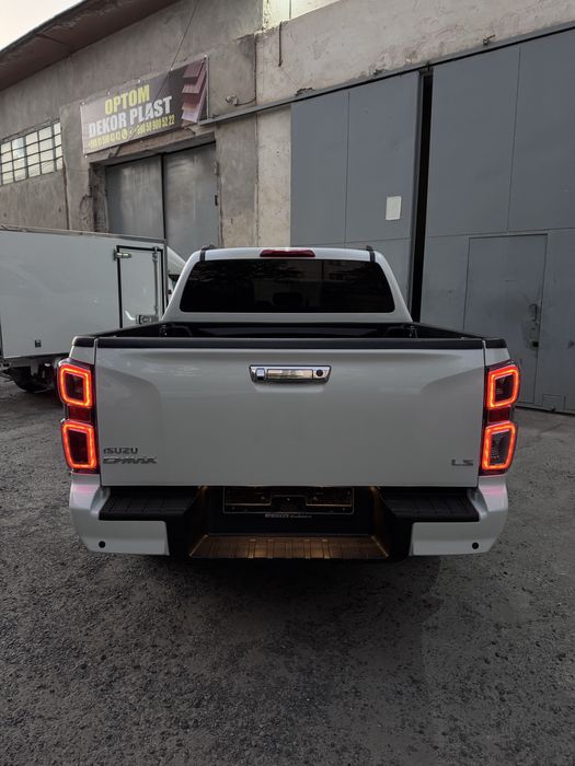 Isuzu D-max 1.9 disel turbo