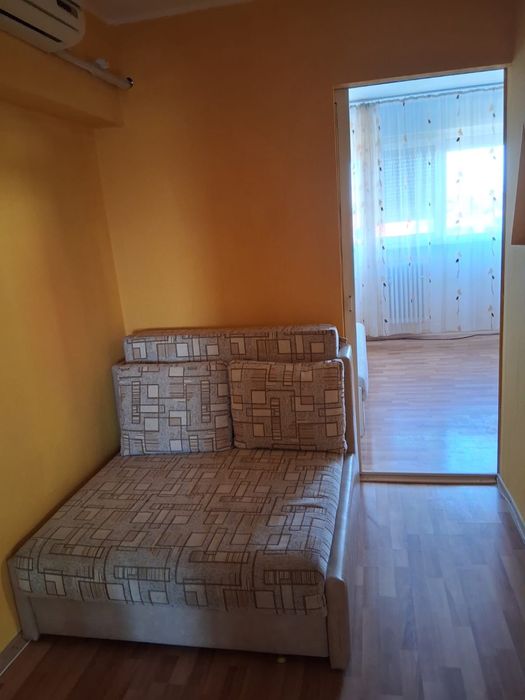 Proprietar vand garsoniera