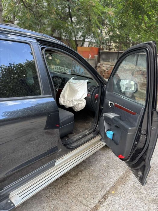 Хюндай Санта Фе 2008 г(2.0/D4D)НА ЧАСТИ!