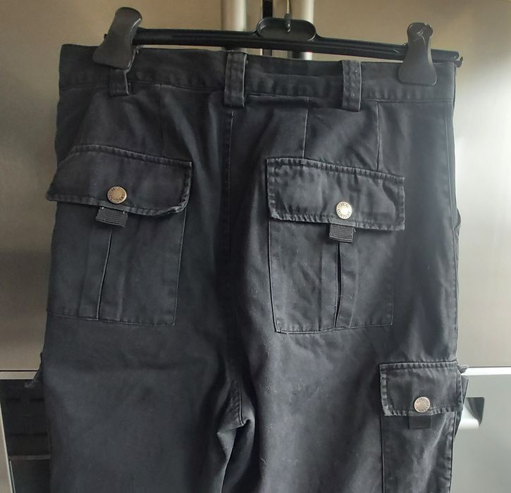 Pantaloni cargo marimea 40