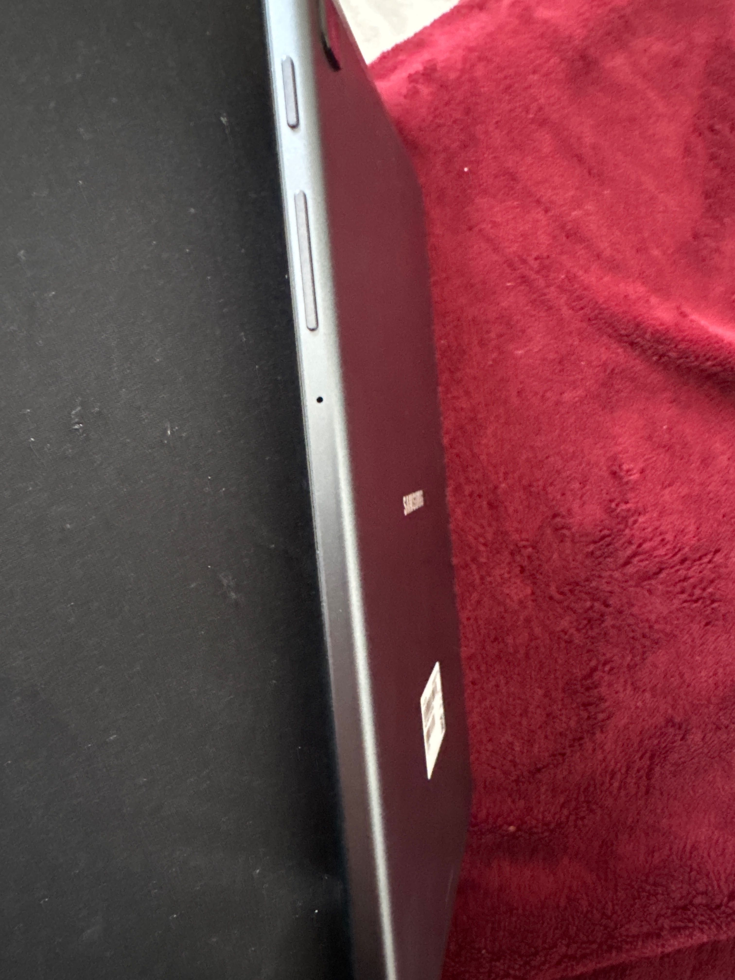 Samsung tablet aprope nou forte putin folosit