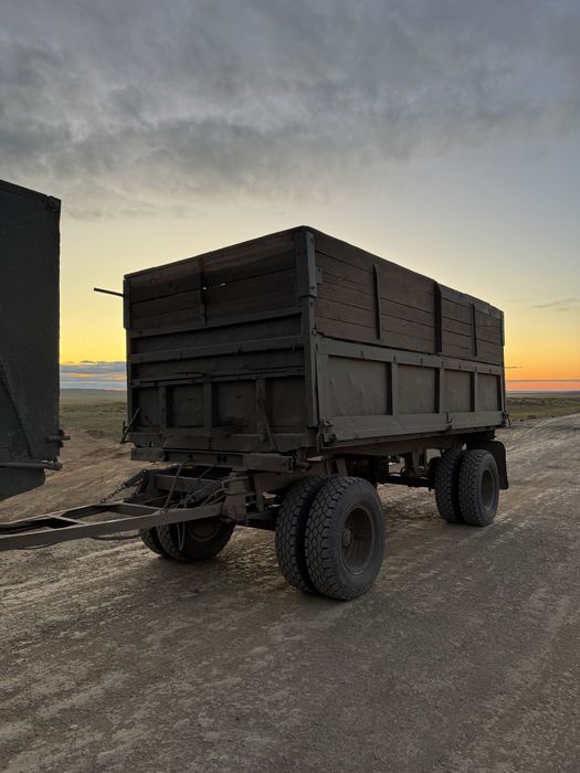 Продам прицеп камаз самосвал