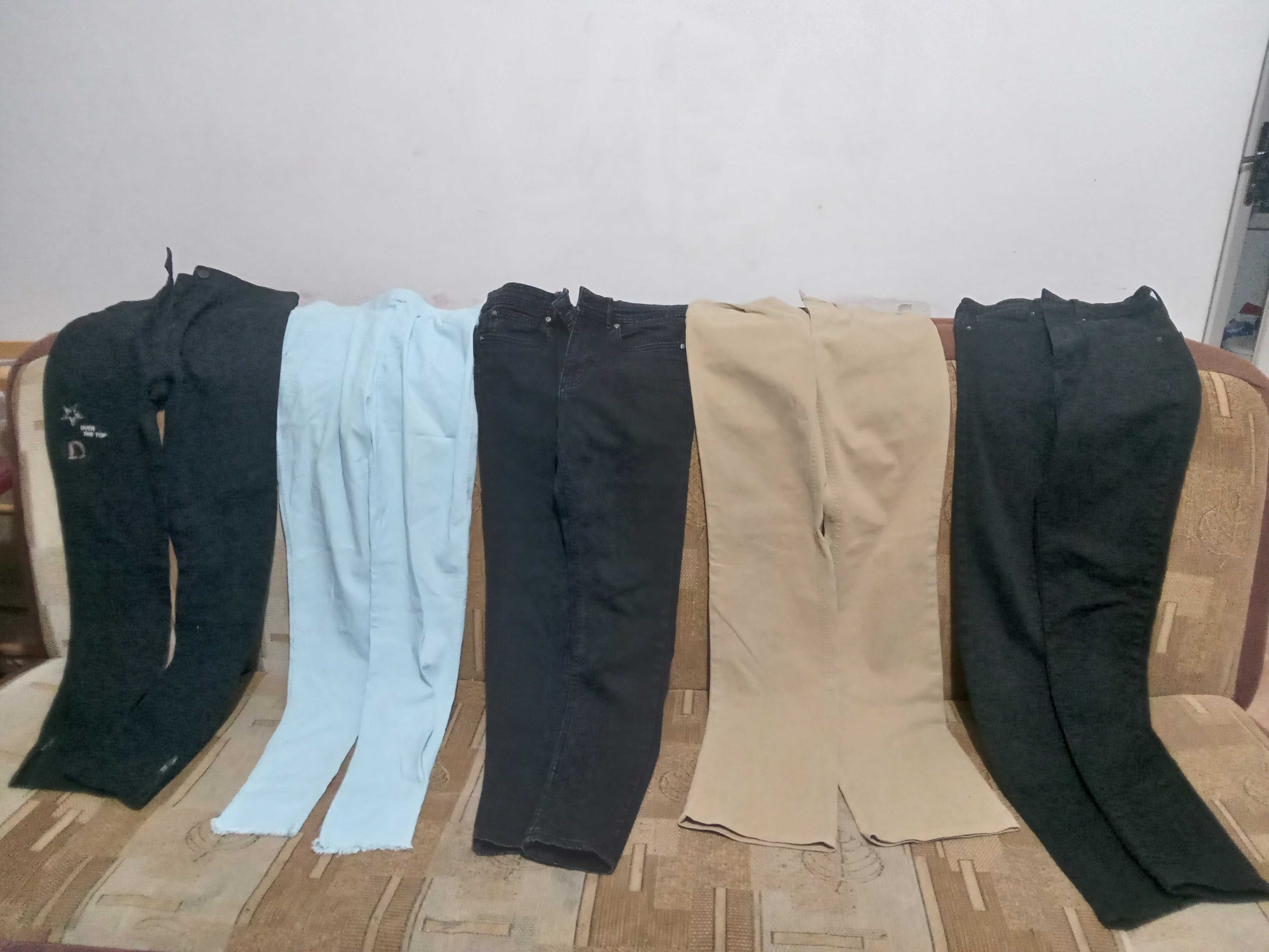 Lot pantaloni/blugi fete