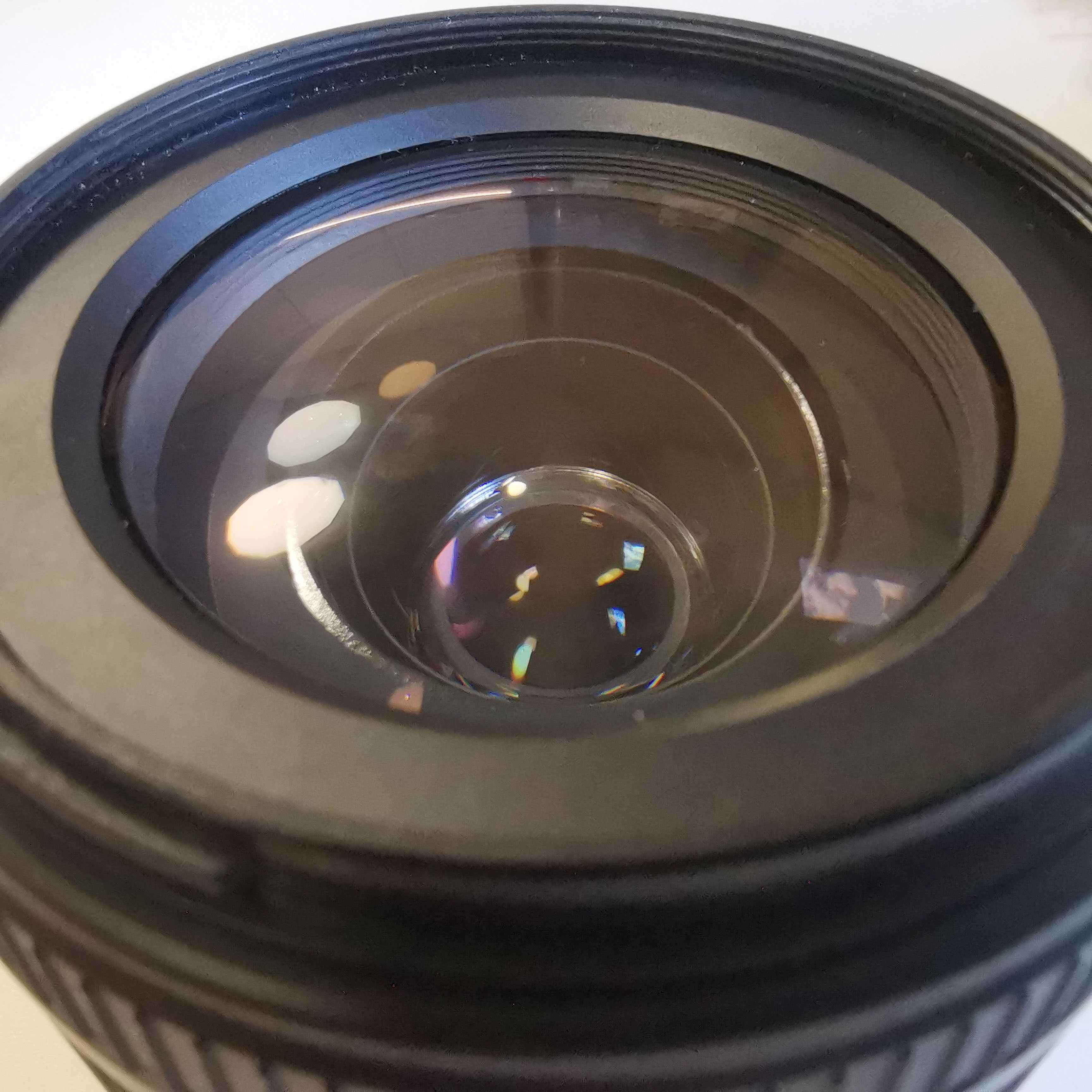 обектив за Nikon със стабилизация Tamron 18-200mm 3.5 - 6.3mm Di II VC