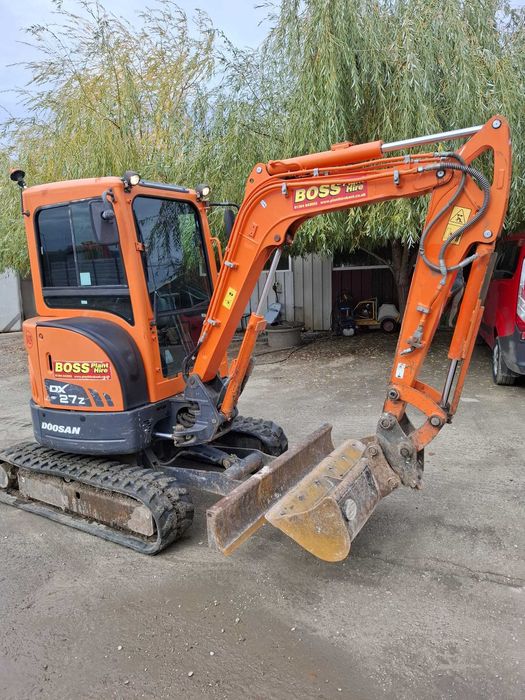 Miniexcavator doosan dx27z