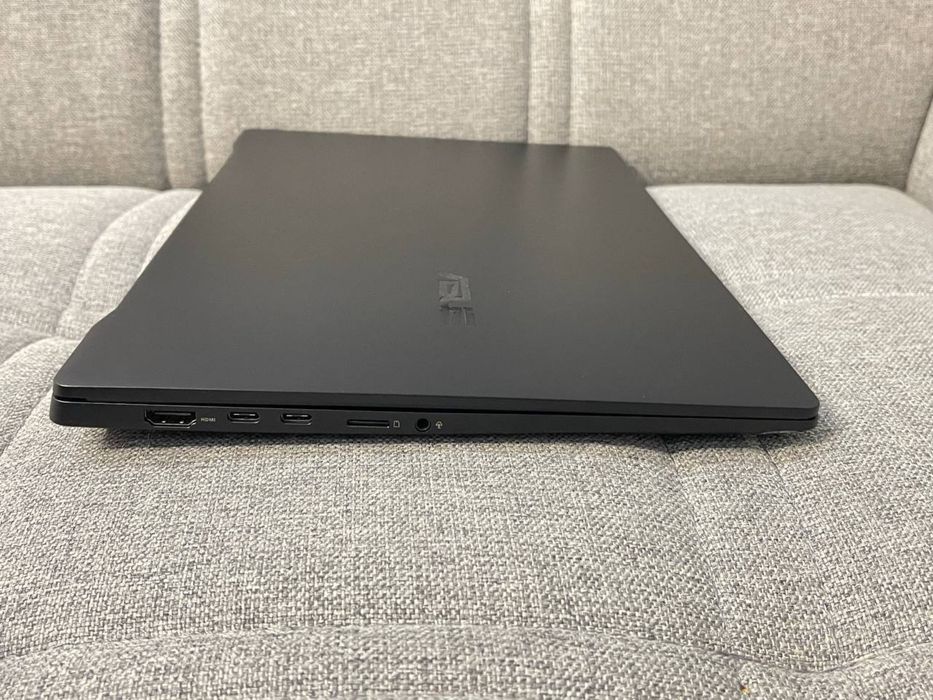 Asus Vivobook S15 Q5507QA Snapdragon X Plus