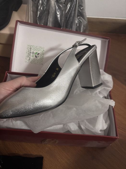 Туфилки новые продам