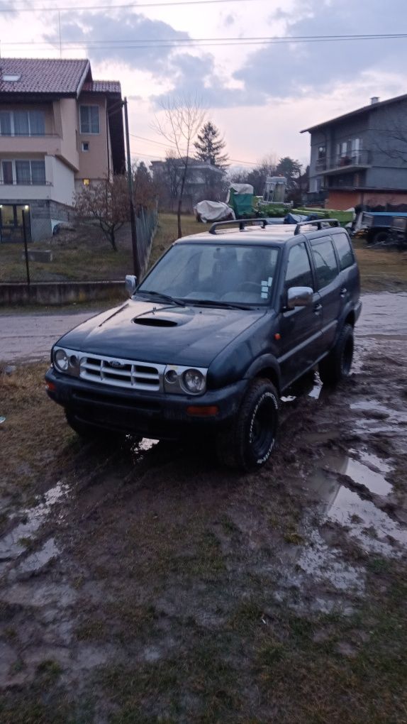 Нисан Терано 2.4 бензин